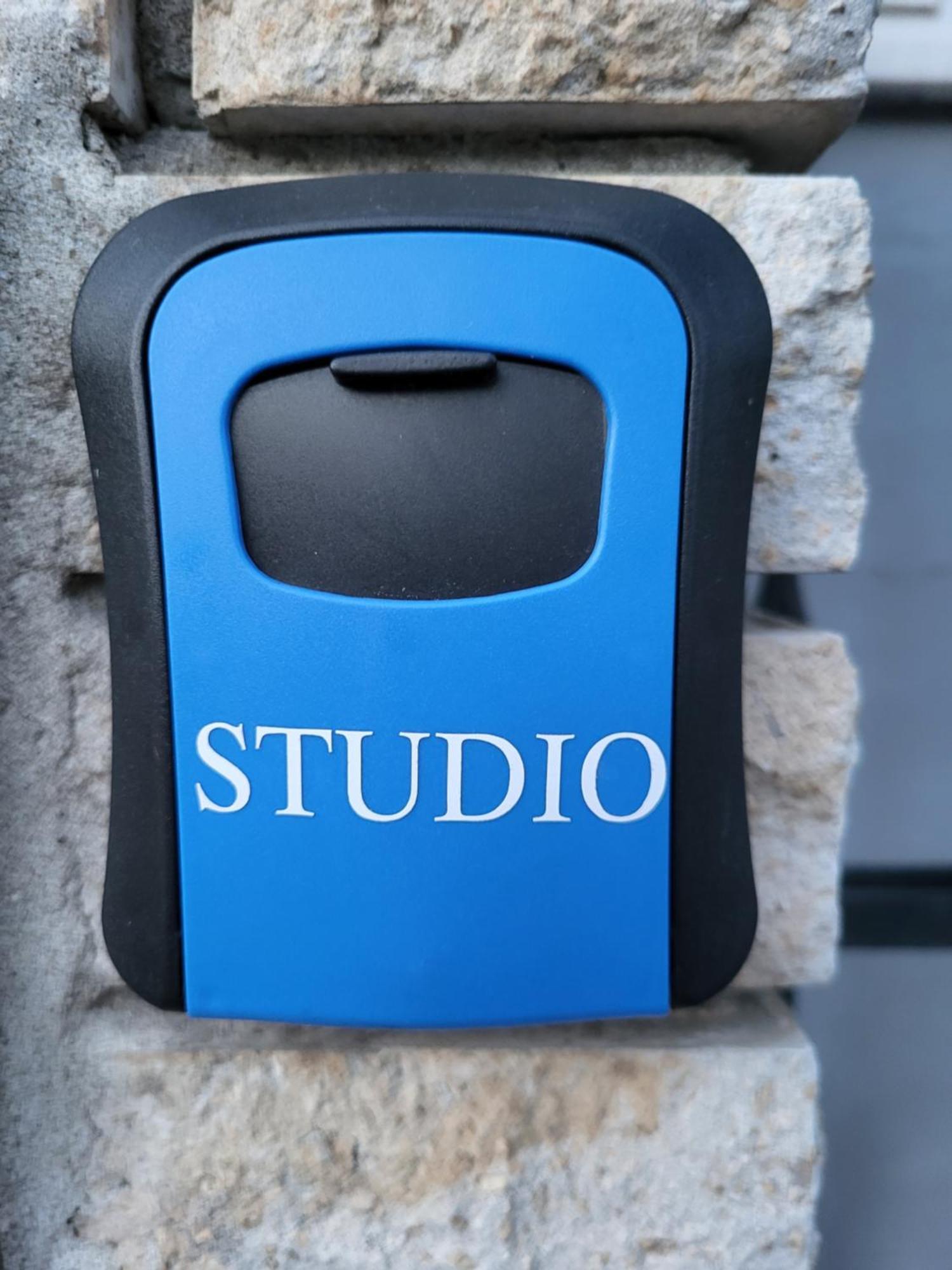 Studio Apartment City With Free Parking Pula Exterior foto